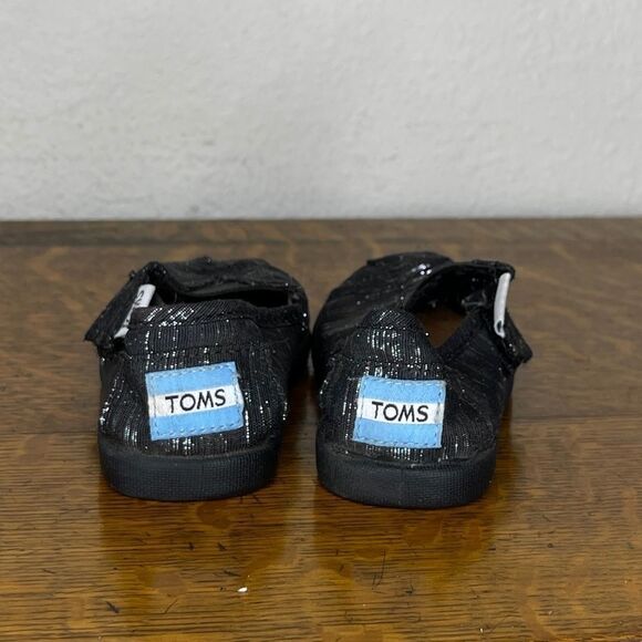 Tom's Metallic Black Flats‎ - Picture 4 of 8